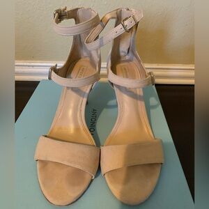 Antonio Melani Heels